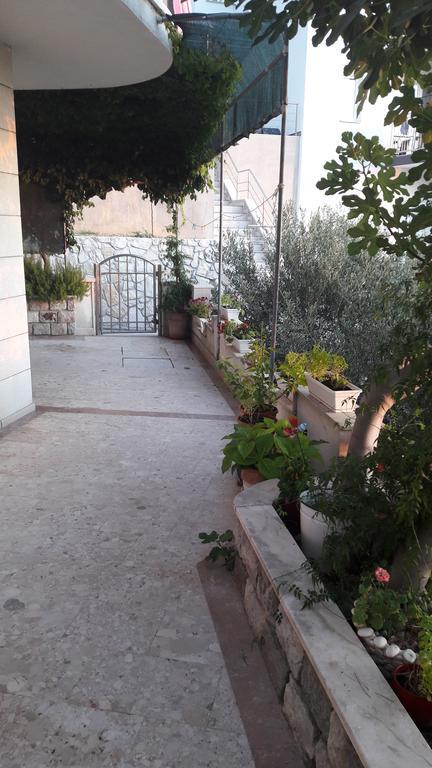 Apartments Kalajzic Omiš Eksteriør bilde